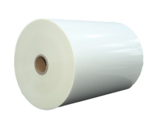 Bom preço. 22μ PET/EVA Laminagem ultra-forte Impermeável 4000m Film transparente para embalagem protetora 22 miu Espessura Material PET on-line