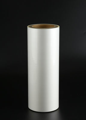 Good price 17 embalagem térmica de Corona Treated Lamination Roll For do filme da laminação do brilho BOPP do mícron on-line